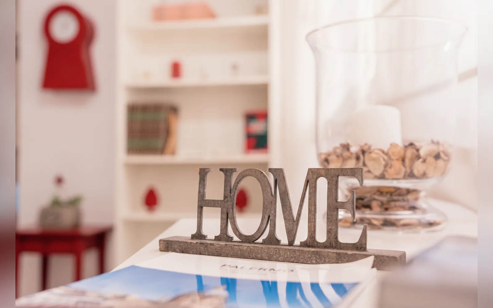Zona living con cucina e area pranzo — Positive Energy Home, Palermo (Sicilia) (foto 11)
